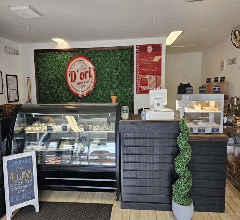Encantadora Bakery & Café 